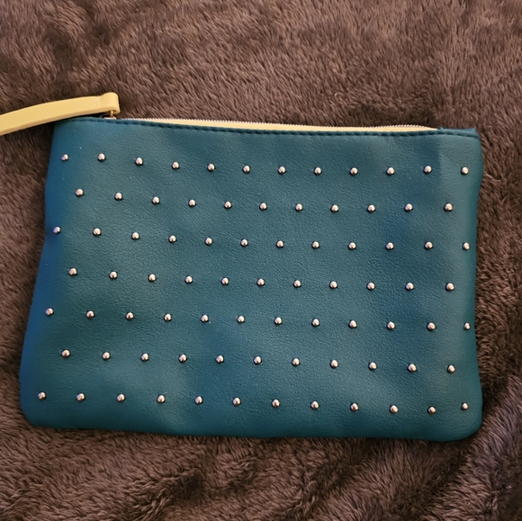 NWOT Ipsy studded teal cosmetic bag - Picture 1 of 4